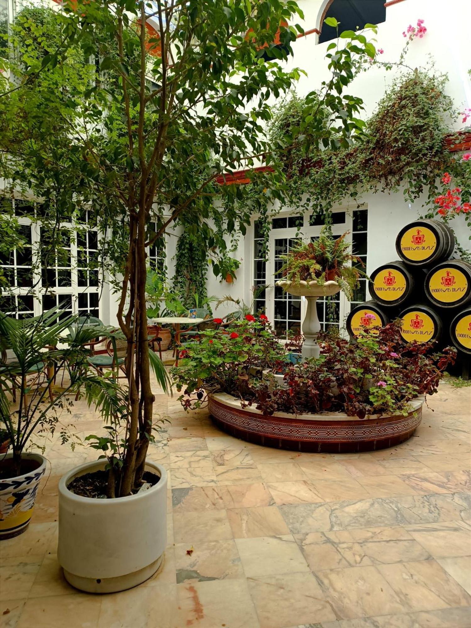 Hostal El Lirio Больюльос-Пар-дель-Кондадо Экстерьер фото